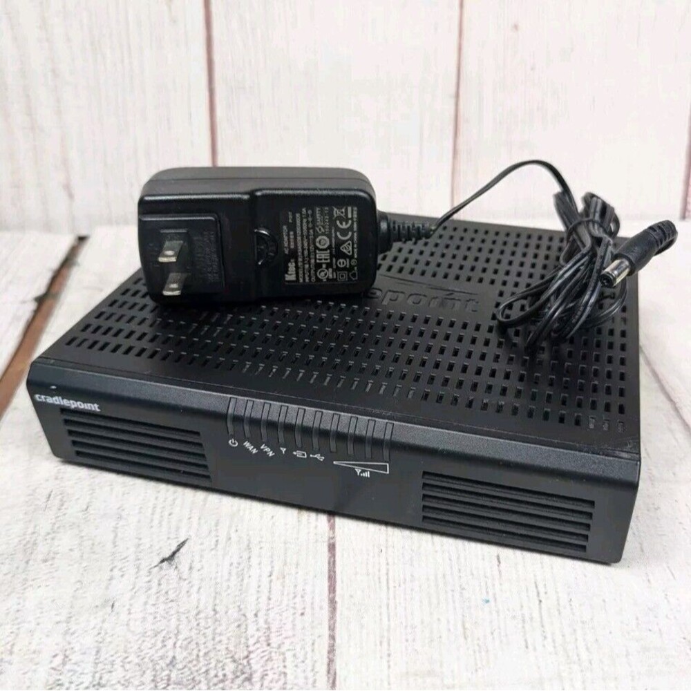 USED, Cradlepoint Advanced Edge Router AER-1650 w/ LTE + Power Supply BUNDLE